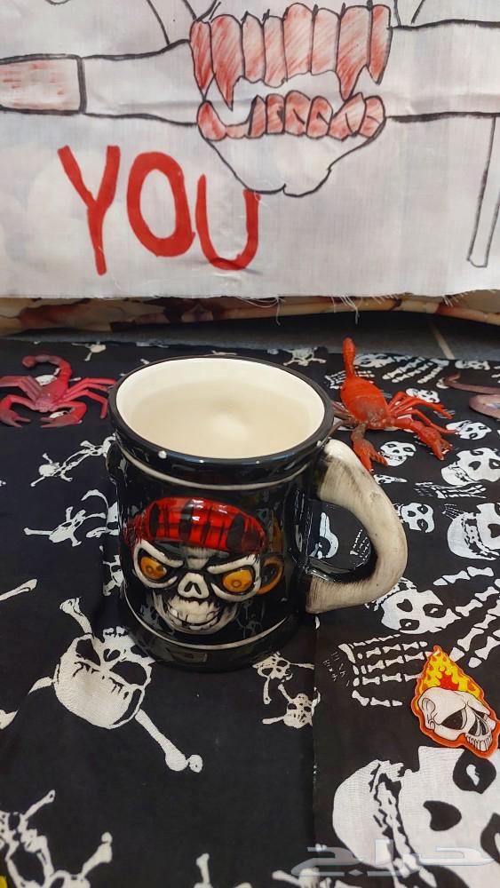 تحف على شكل جماجم للبيع64372097478659112