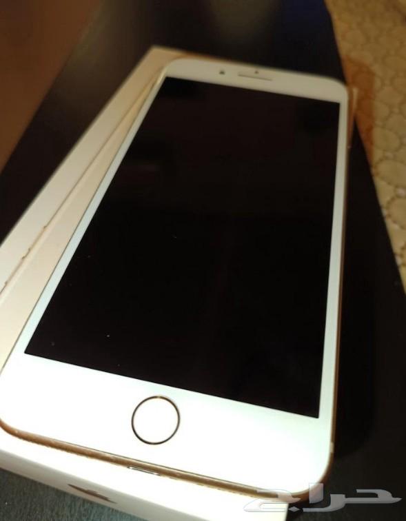 iPhone 8 plus شبه الجديد64369484435971111