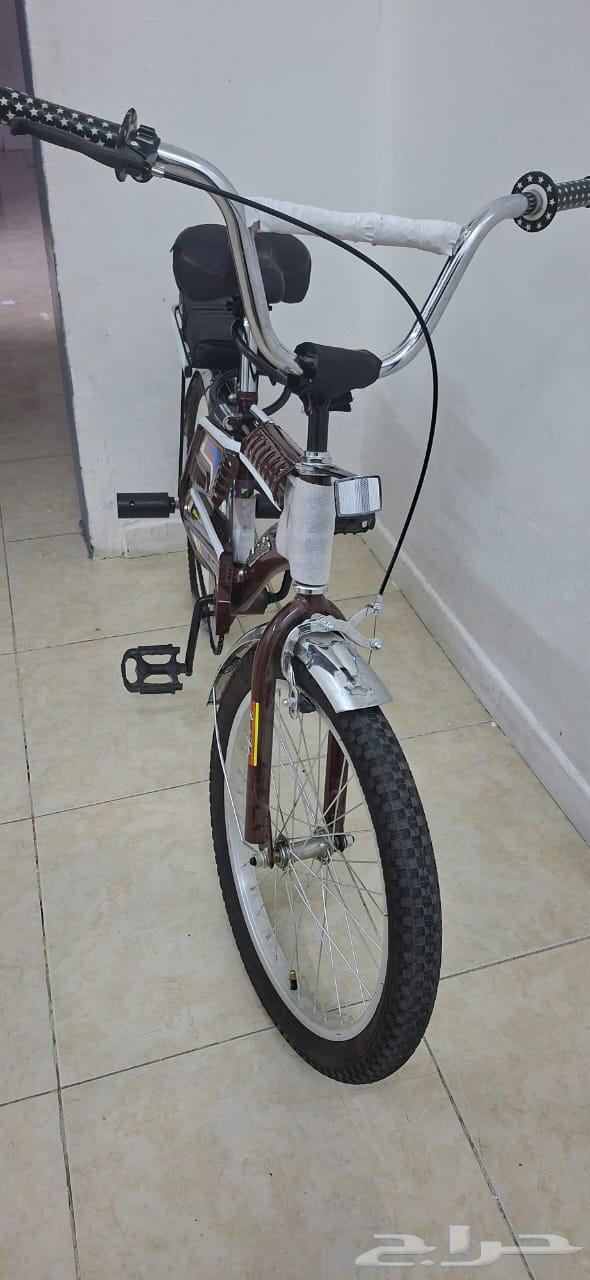 دراجه رامبو مقاس 20 لون عنابي السعر 35064377019273729112