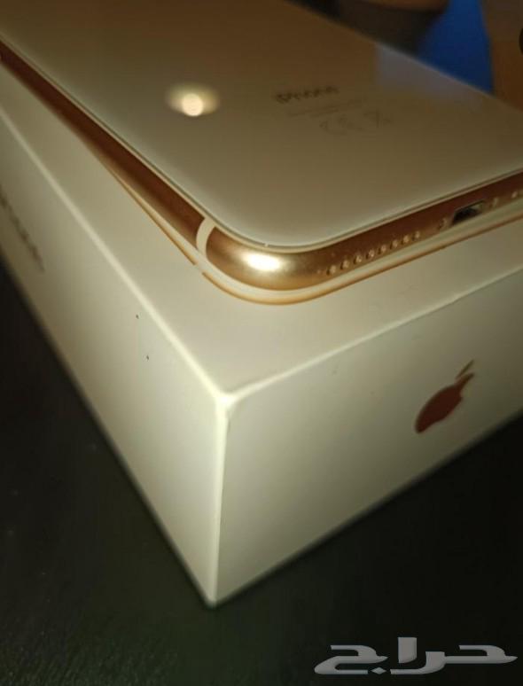 iPhone 8 plus شبه الجديد64369484435971114