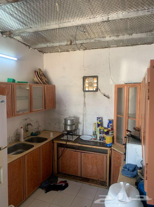 دولاب مطبخ وثلاجة و1 مكيف للبيع64370081463170111