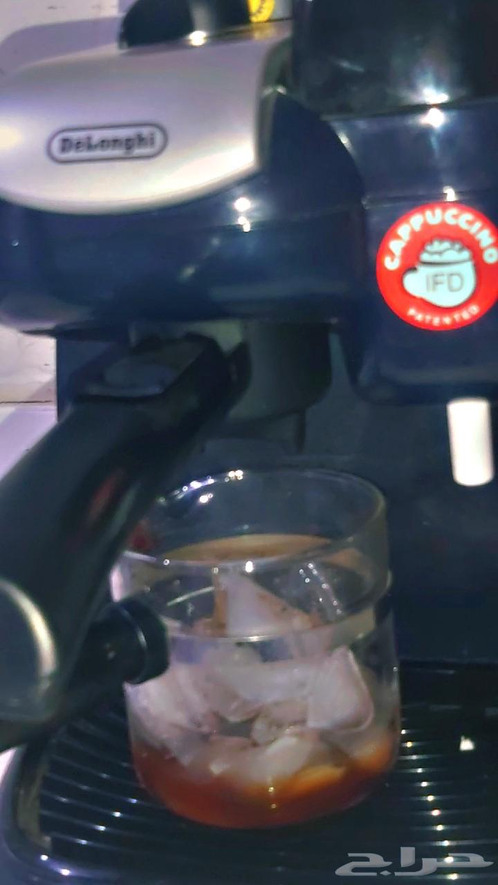 مكينة قهوة ديلونجي استخدام نظيف جدا جدا للبيع64362907289857112