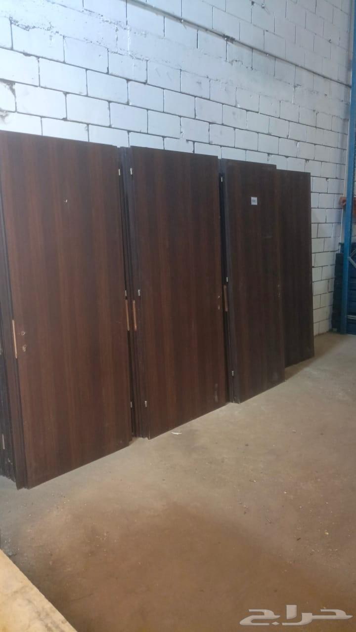 ابواب خشب مستخدم نظيف النوعيه صيني من الدرجه الاولى64375663481091110