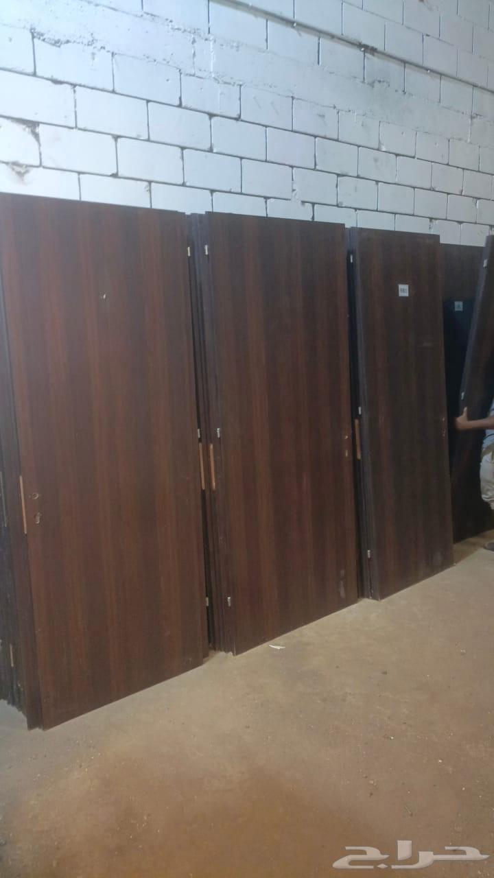 ابواب خشب مستخدم نظيف النوعيه صيني من الدرجه الاولى64375663481091111