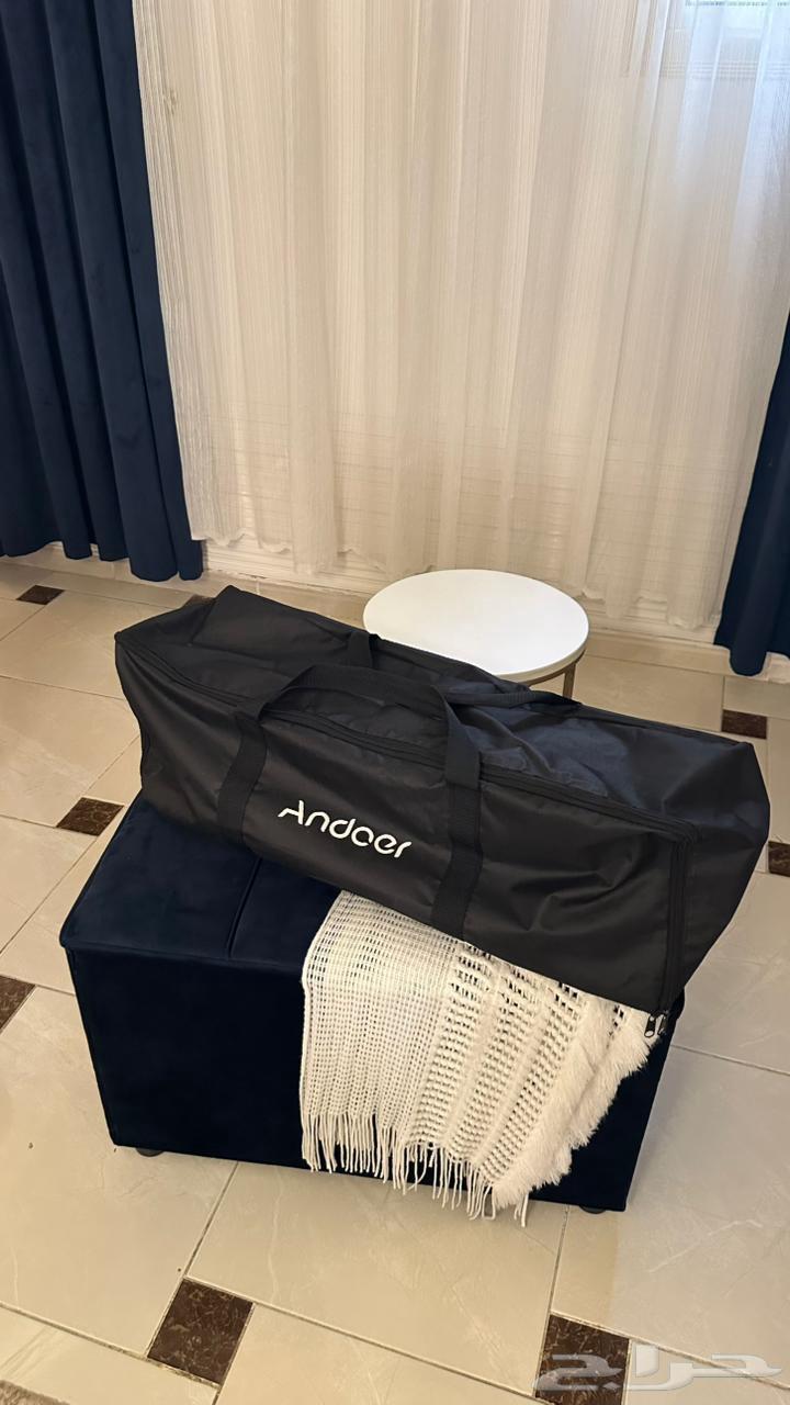 Studio Lost64374185886209112