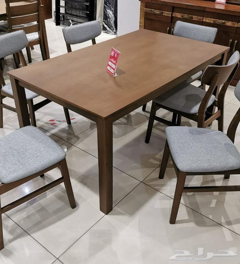 طاولتين طعام خشب جديده.64372813366785110
