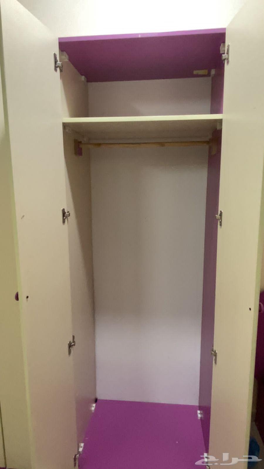 دولاب ملابس وتعليق64373311990145112