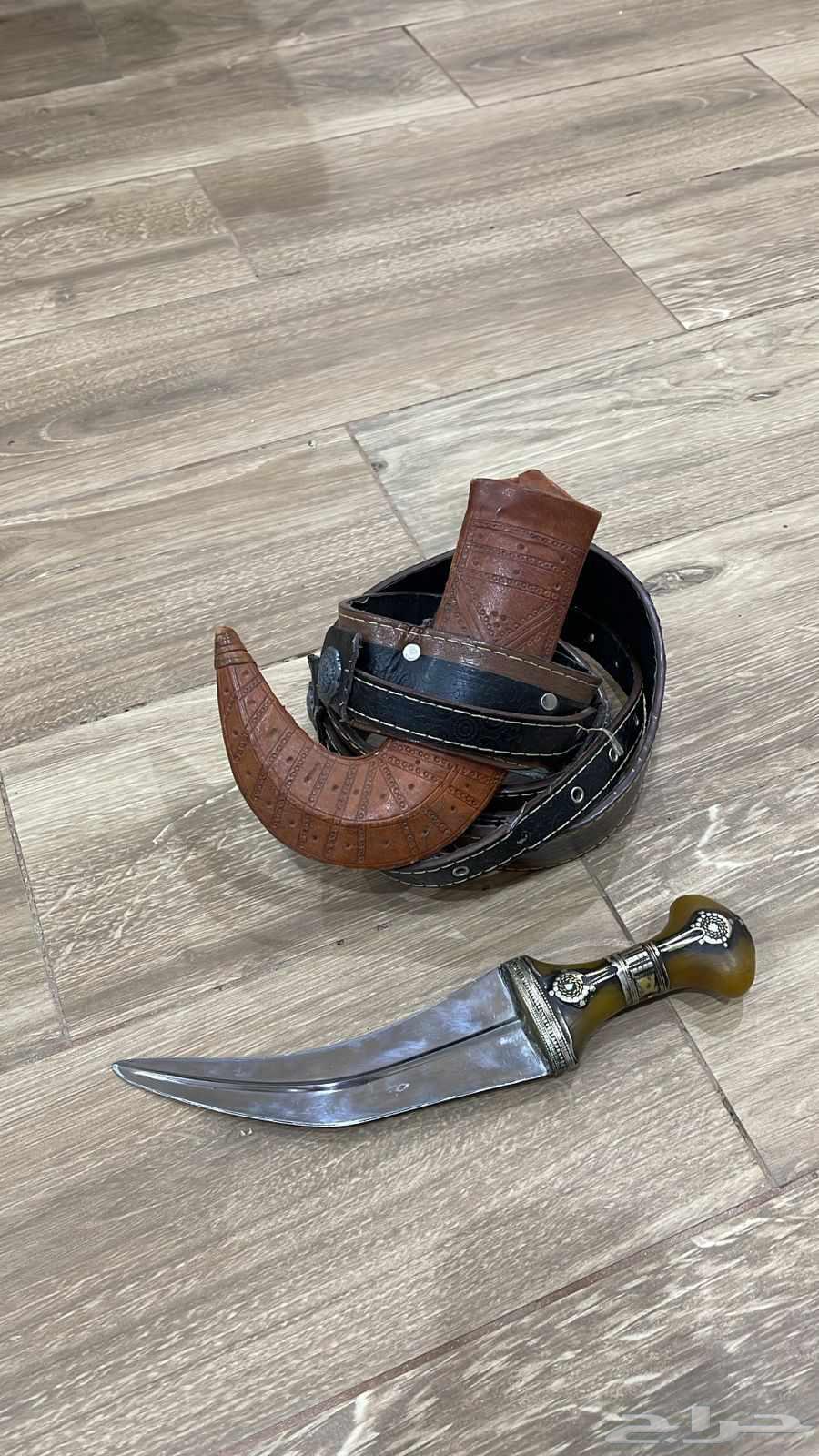 Jambiya with sheath and good craftsmanship64367799533699111