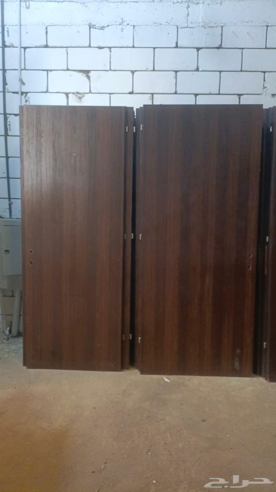 ابواب خشب مستخدم نظيف النوعيه صيني من الدرجه الاولى64375663481091112
