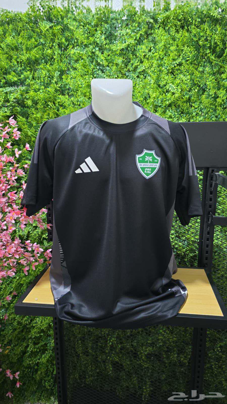 اطقم وتيشرتات نادي الاهلي ونادي الاتحاد طباعه اسم حسب طلب64371408928129111