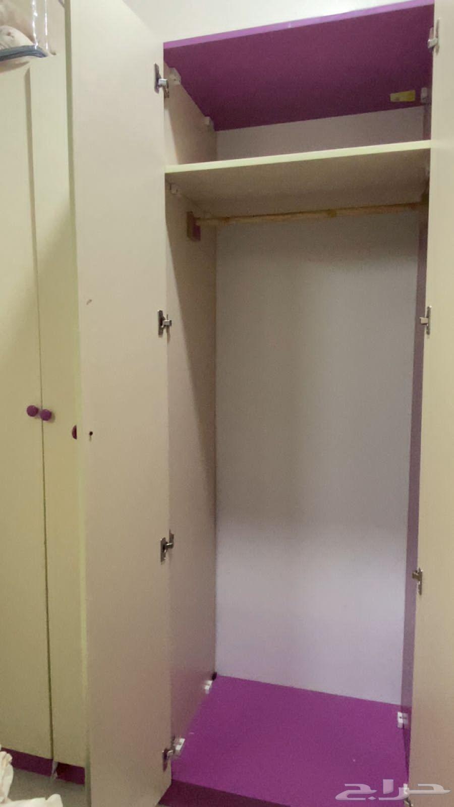 دولاب ملابس وتعليق64373311990145113