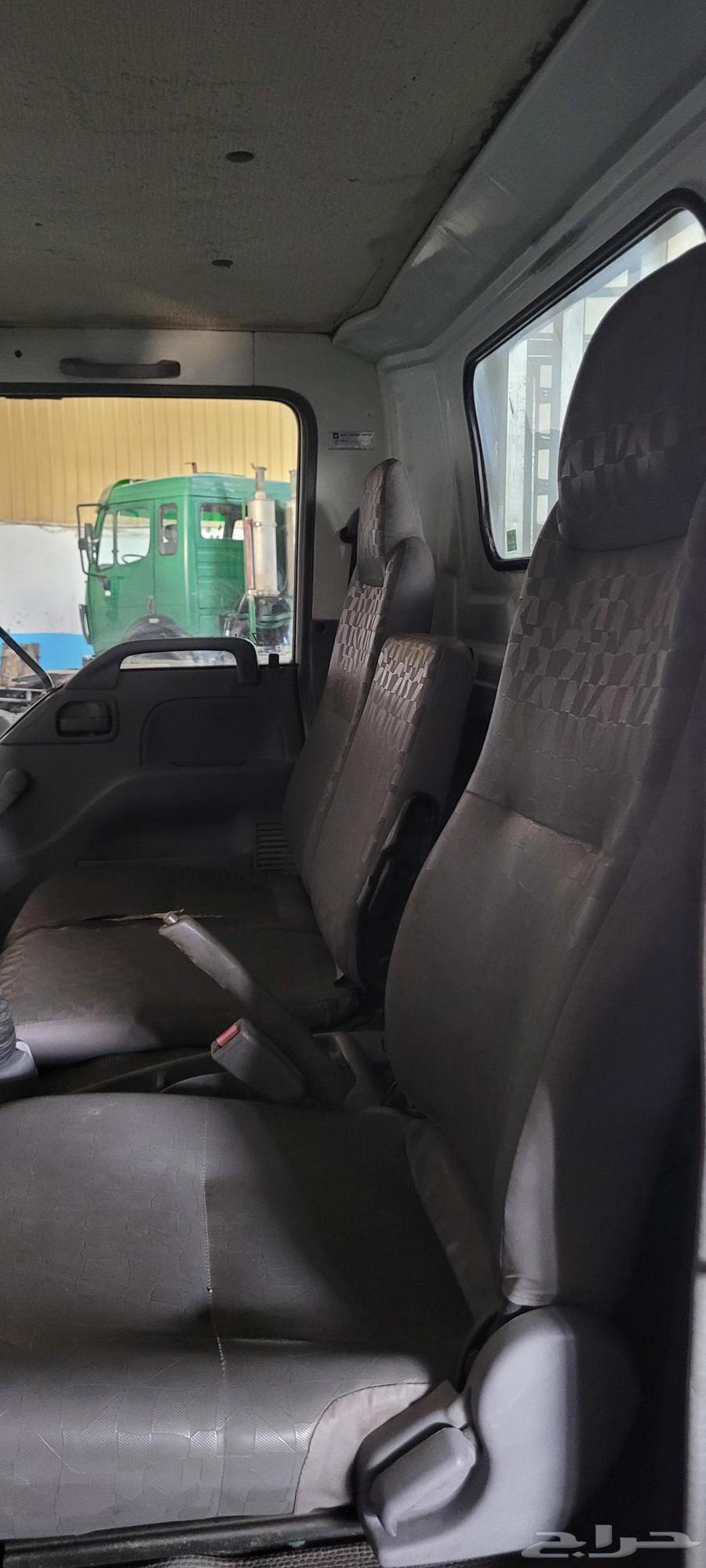 Dina Isuzu with 156K only64509898863235110