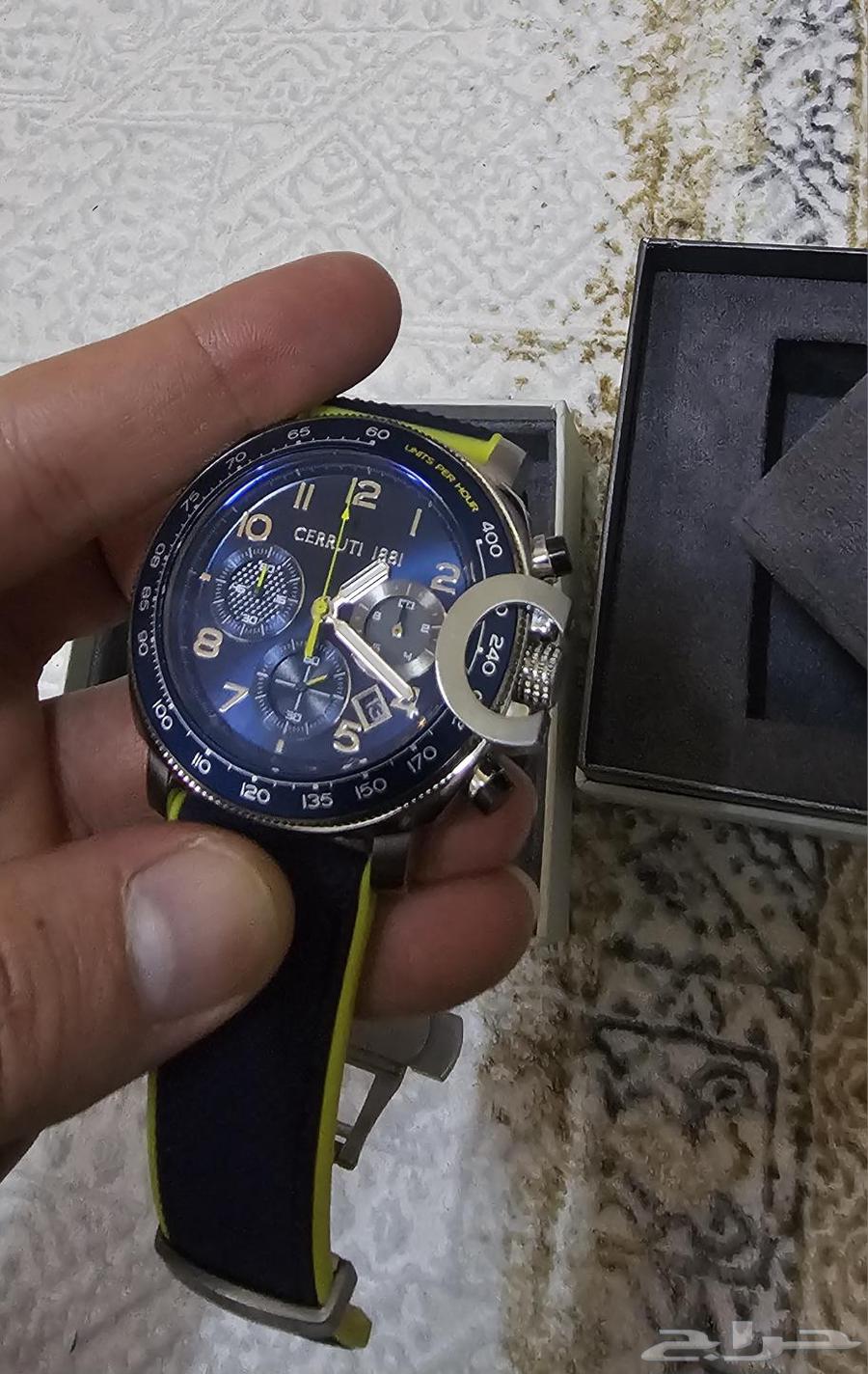 ساعه شيروتى 1881 بسوار سيليكون للرجال كحلى   اصفر شبابيه64370554673027114