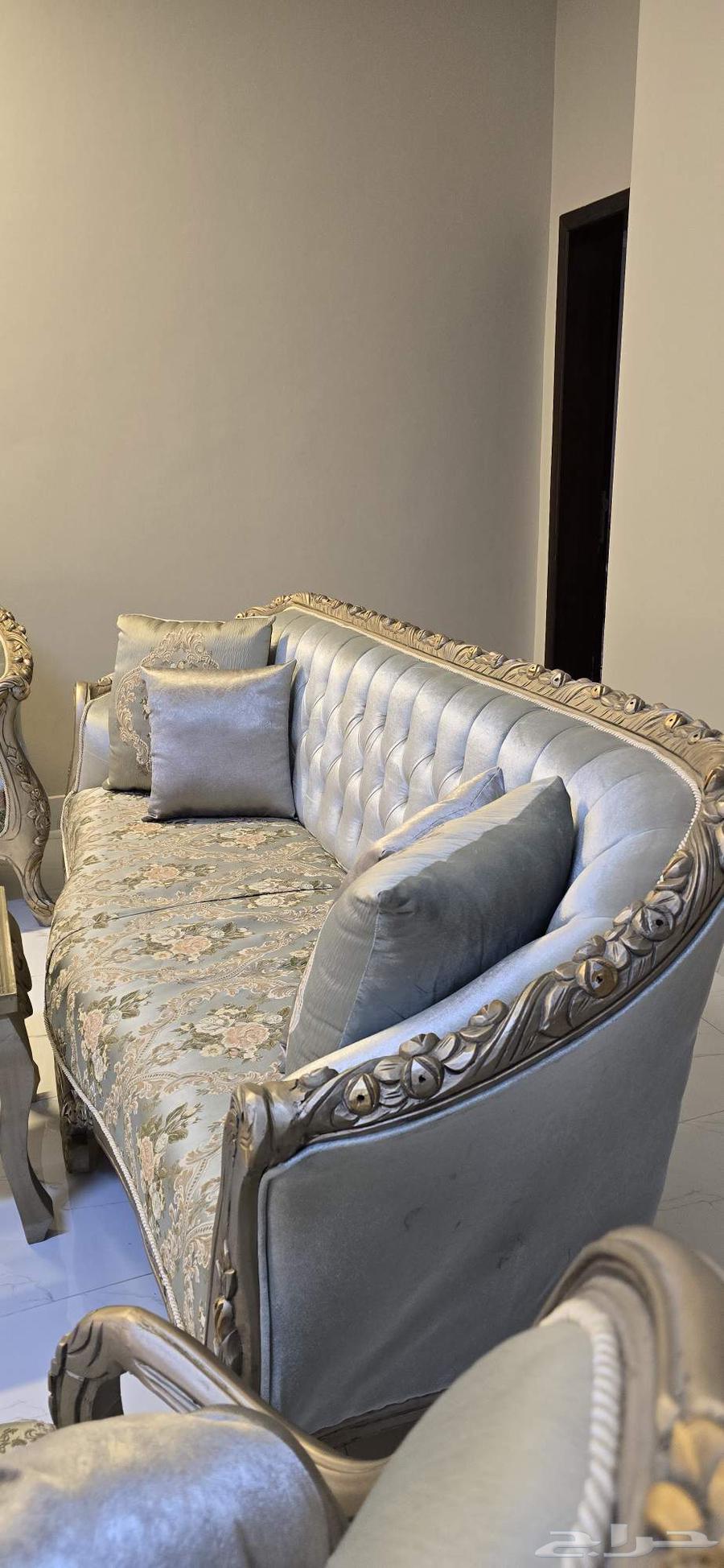 طقم كنب انتريه شبه جديد64365747070979113