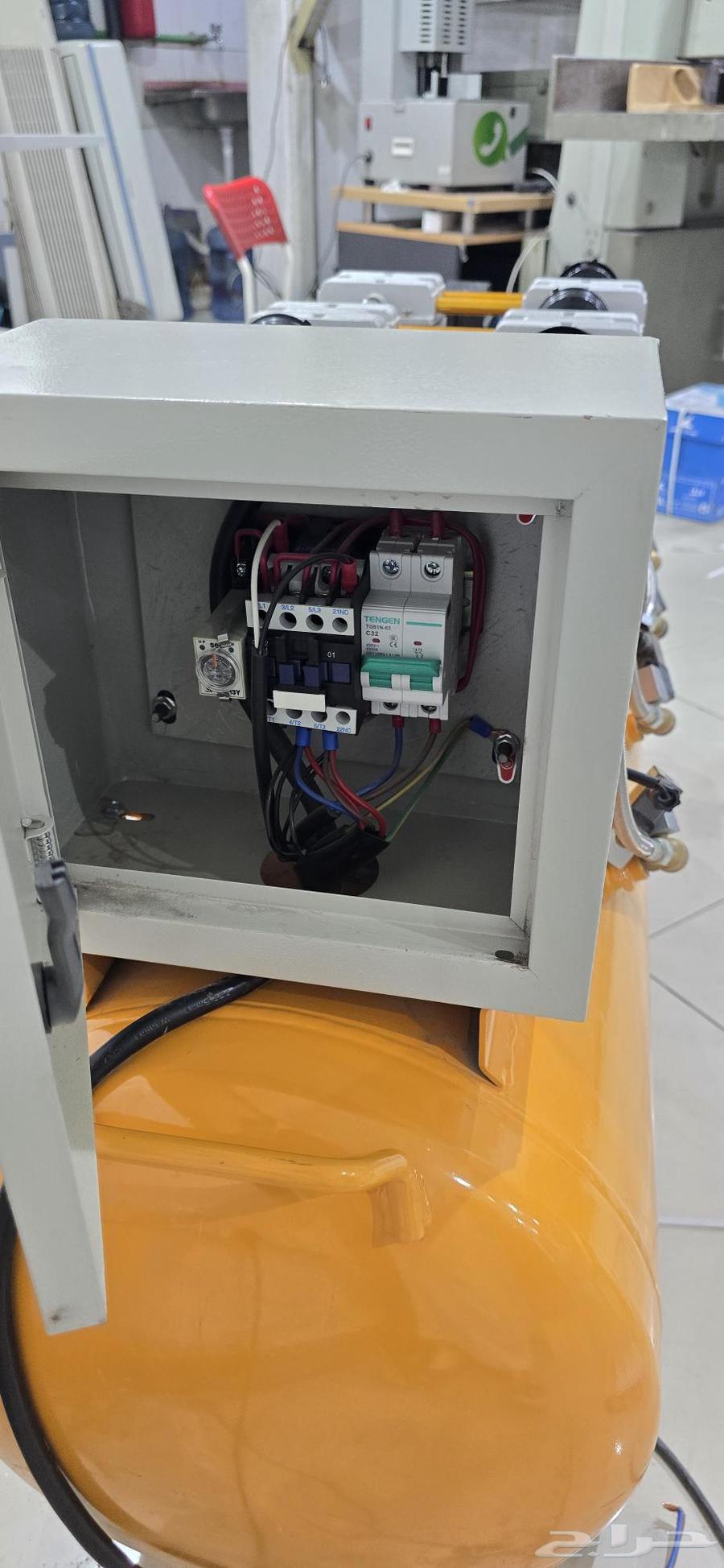 كمبروسر هواء طبي بدون زيت64375452768899113