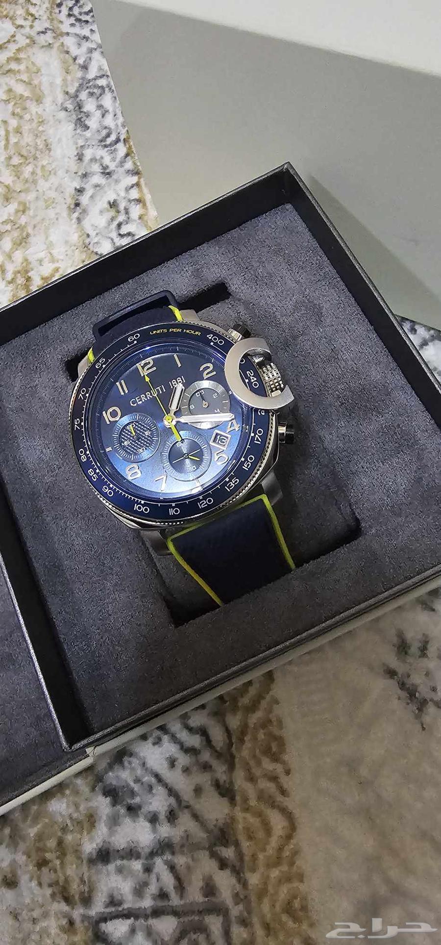 ساعه شيروتى 1881 بسوار سيليكون للرجال كحلى   اصفر شبابيه64370554673027112