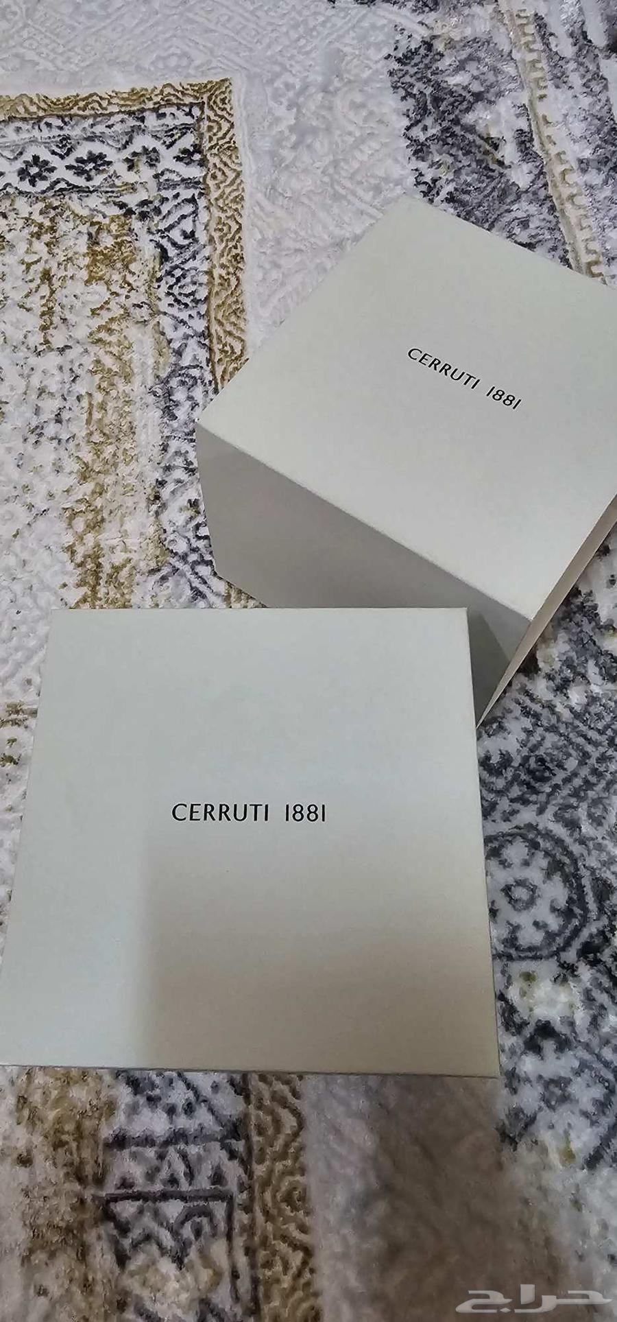 ساعه شيروتى 1881 بسوار سيليكون للرجال كحلى   اصفر شبابيه64370554673027110