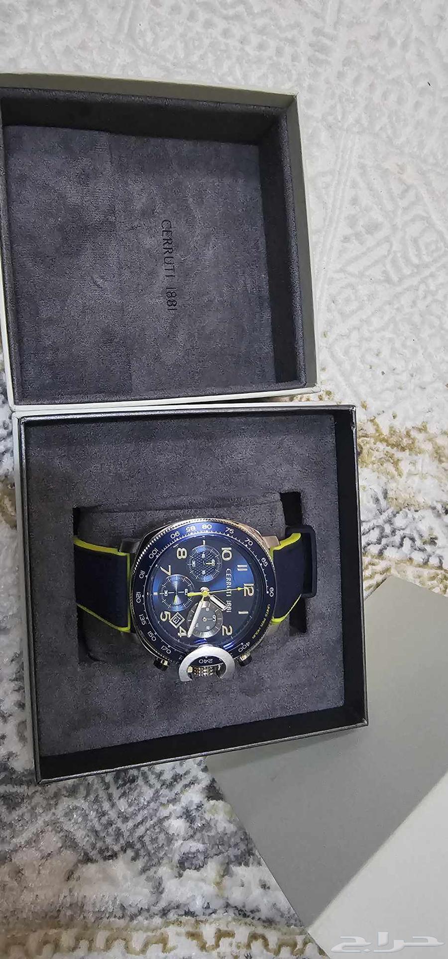 ساعه شيروتى 1881 بسوار سيليكون للرجال كحلى   اصفر شبابيه64370554673027111