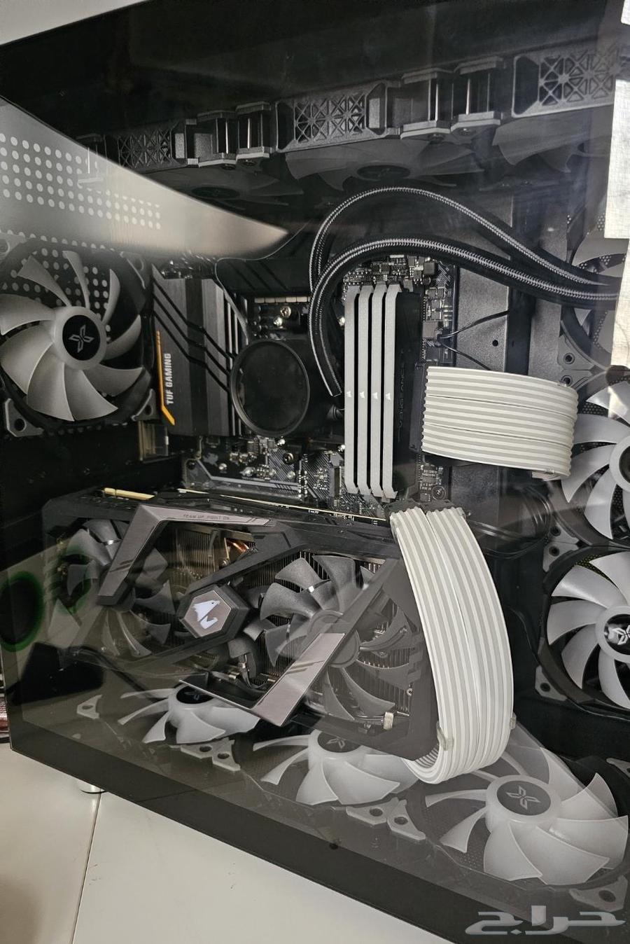 بي سي قيمنق وللتصميم مميز وجاهز بكراتينه64376599593090111