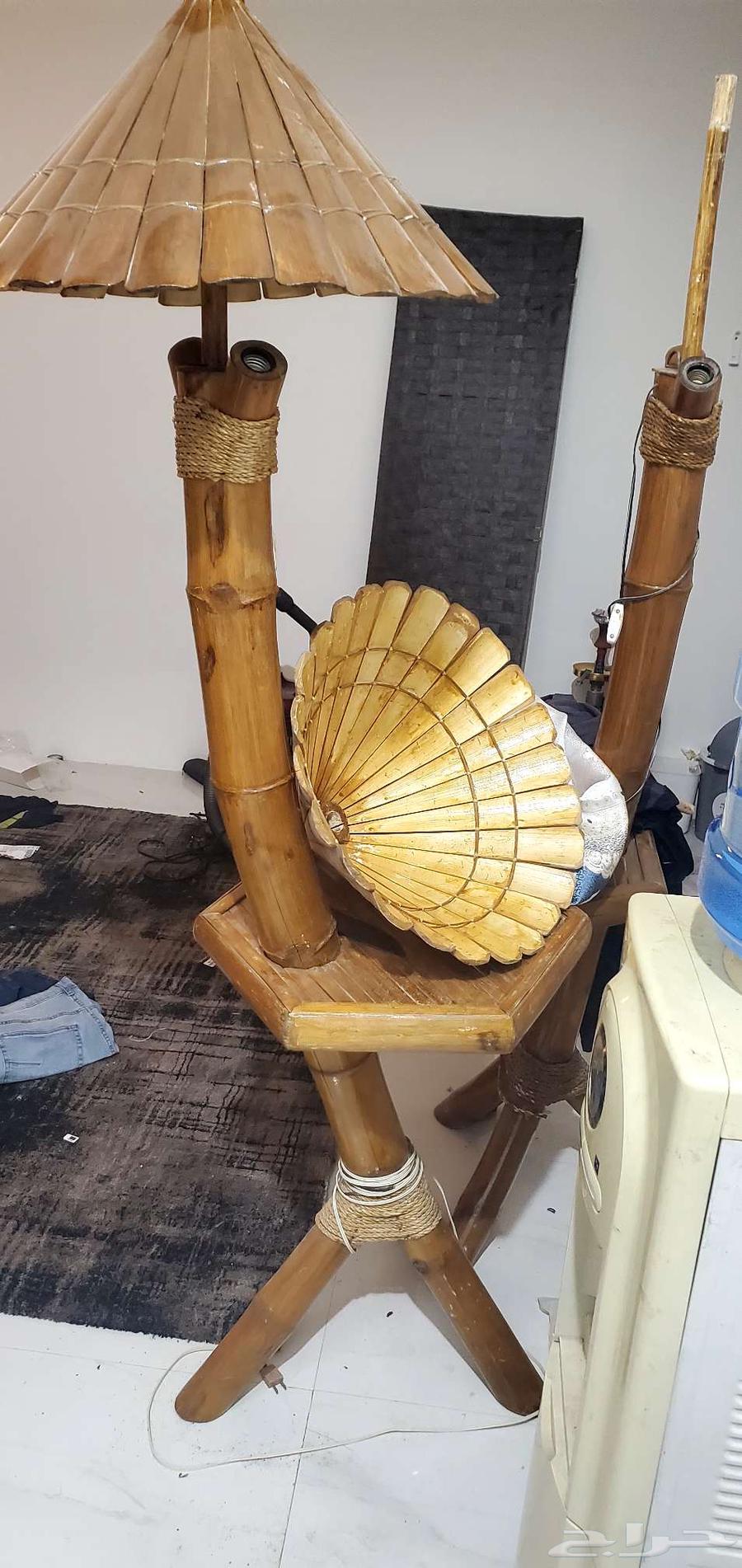 طاولات كلاسيكيه للبيع64365557427970110