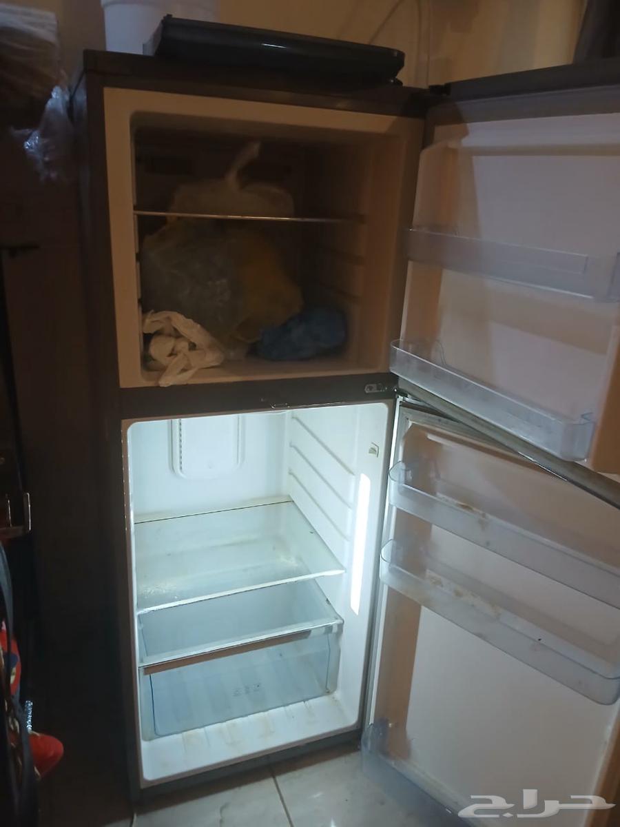 ثلاجة للبيع64372507327234113