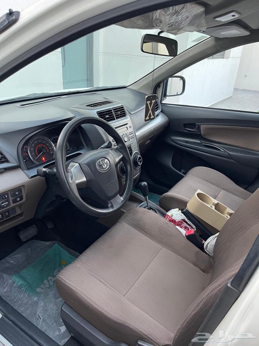 Car specifications added in the images64517219917698110