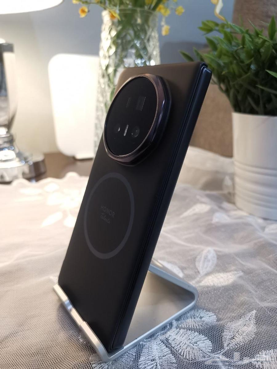 هونر ماجيك honor magic V5 لون اسود64371438108674114