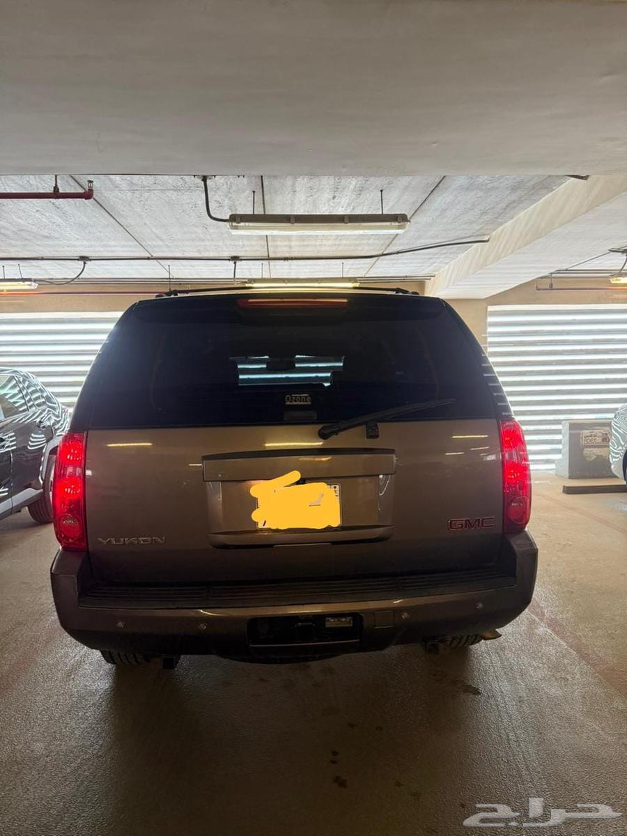 Yukon 2013 short model for sale, color gold, mileage 185 thousand, all engines agency condition64515891586050111