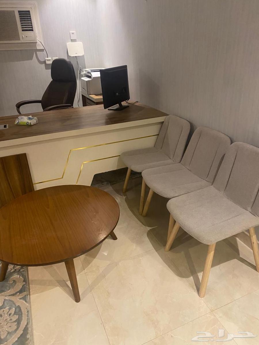 اثاث مكتب للبيع كل نظيف مستخدم 6 أشهر فقط64366041904899112