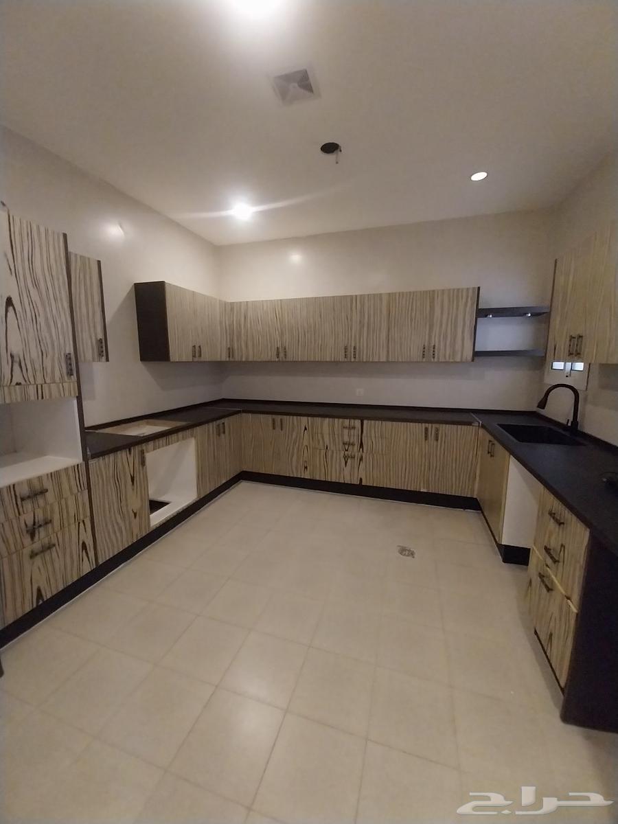 مطبخ إيطالي نظيف استخدام بسيط جدا64372930727042111