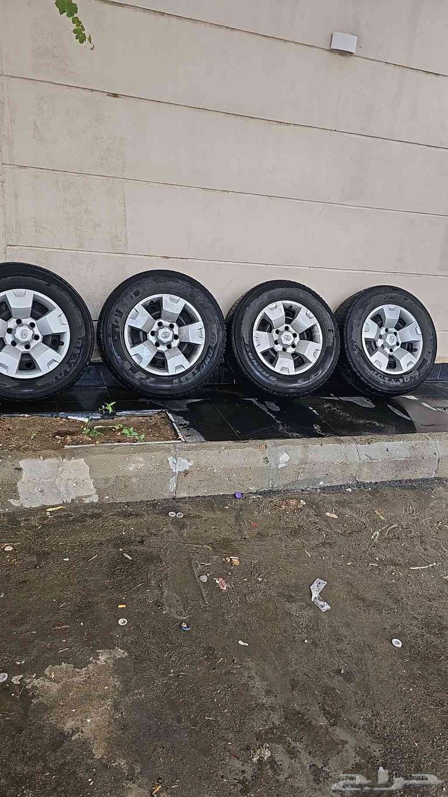 Original 17-inch rims with tires, including air pressure sensors64101814927618111