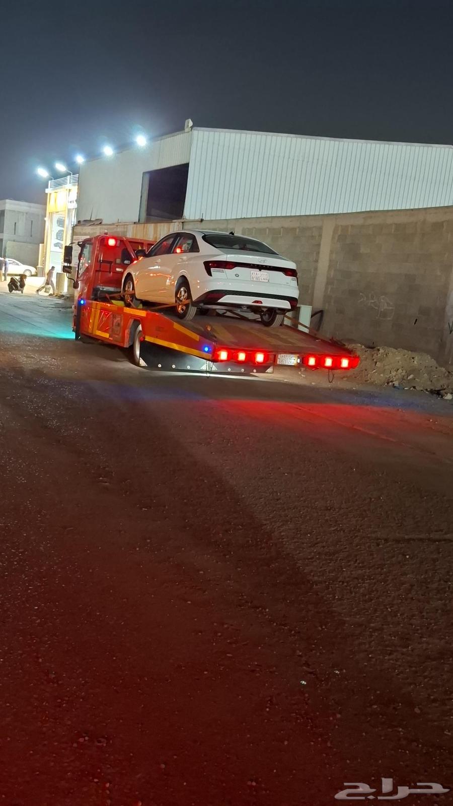 Dammam and Khobar car transport trailers between cities636139215555861111