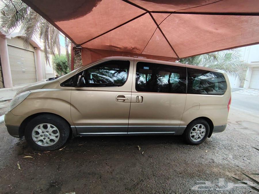 For sale Hyundai H1 2011 model for people with special needs64057419946625112