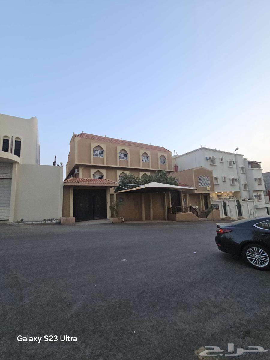 3-Story Building with Basement, Khamis Mushait63612338371715110