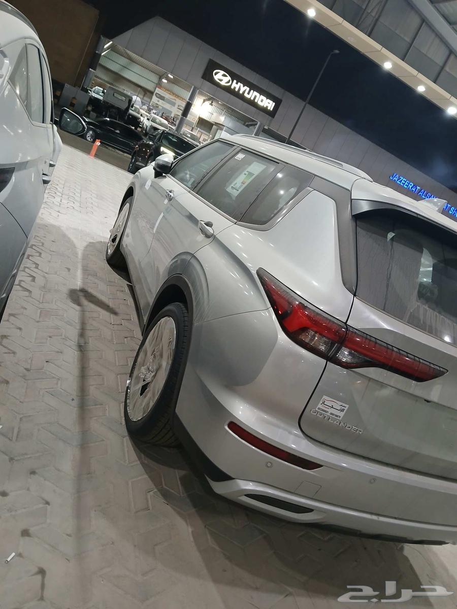 ميتسوبيشي اوتلاندر64101813804419113