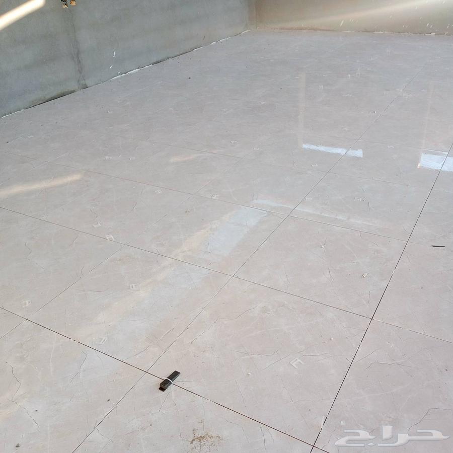 Pakistani tile worker ceramic tile job Taksas Berlin Gishani job Mia Mia63613926900610114