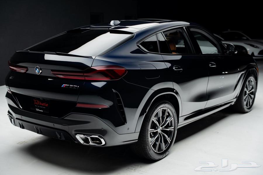 BMW X6 M60i V8 turbocharged 202564060132551683112