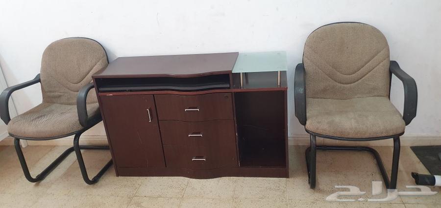 300ريال طاوله مكتبيه ومعاه 2كرسي64380609693057110