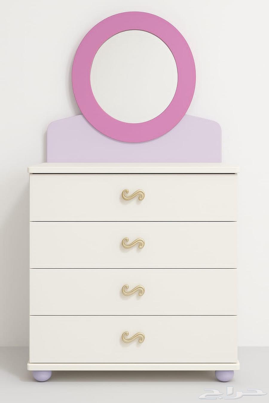 غرفة نوم جميلة مستخدمة64380154546433110