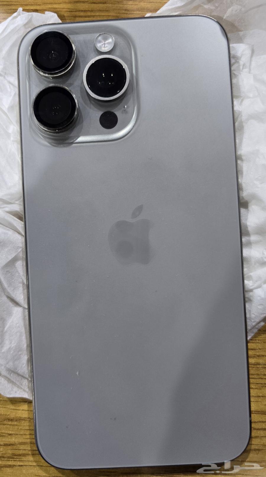 جوال 15برو ماكس ذكره 256نسبه البطاريه 8764387982048643111