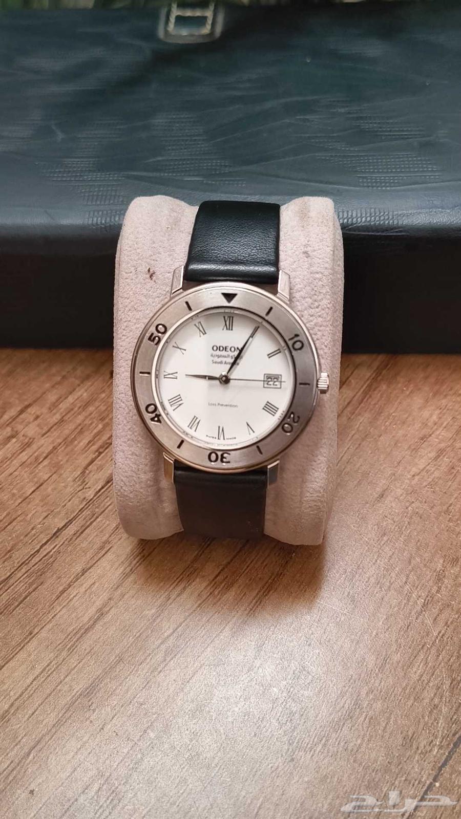 السلام عليكم ورحمة الله وبركاتة اقدم لكم ساعات اصليه64380874850562112