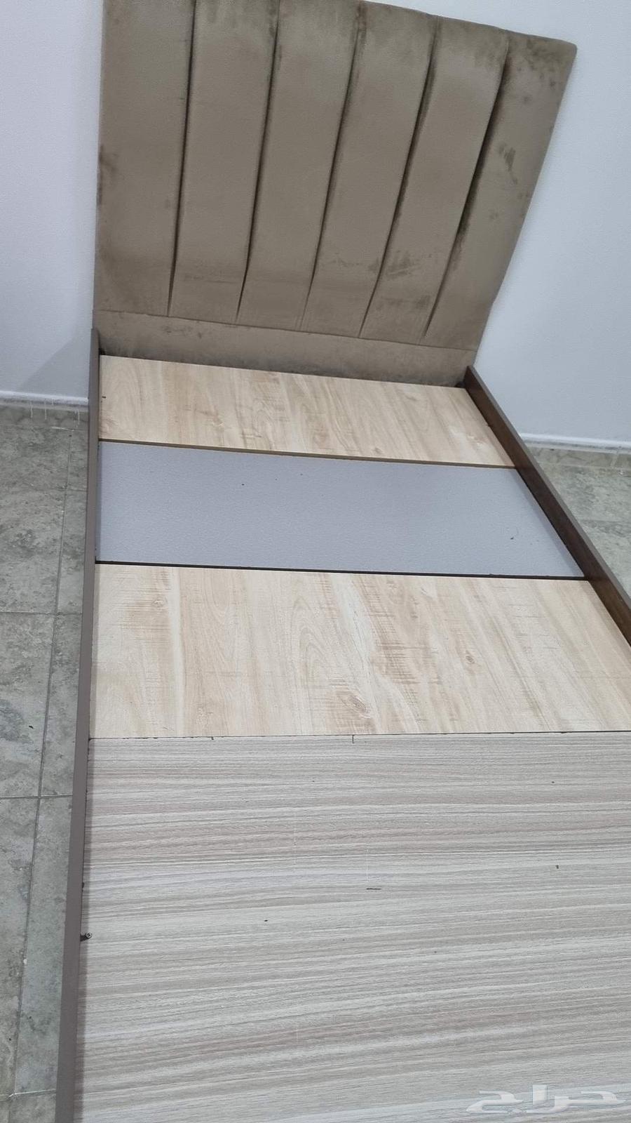 سريرين ابو نفر استخدام نضيف بدون مرتبة64377491213953112