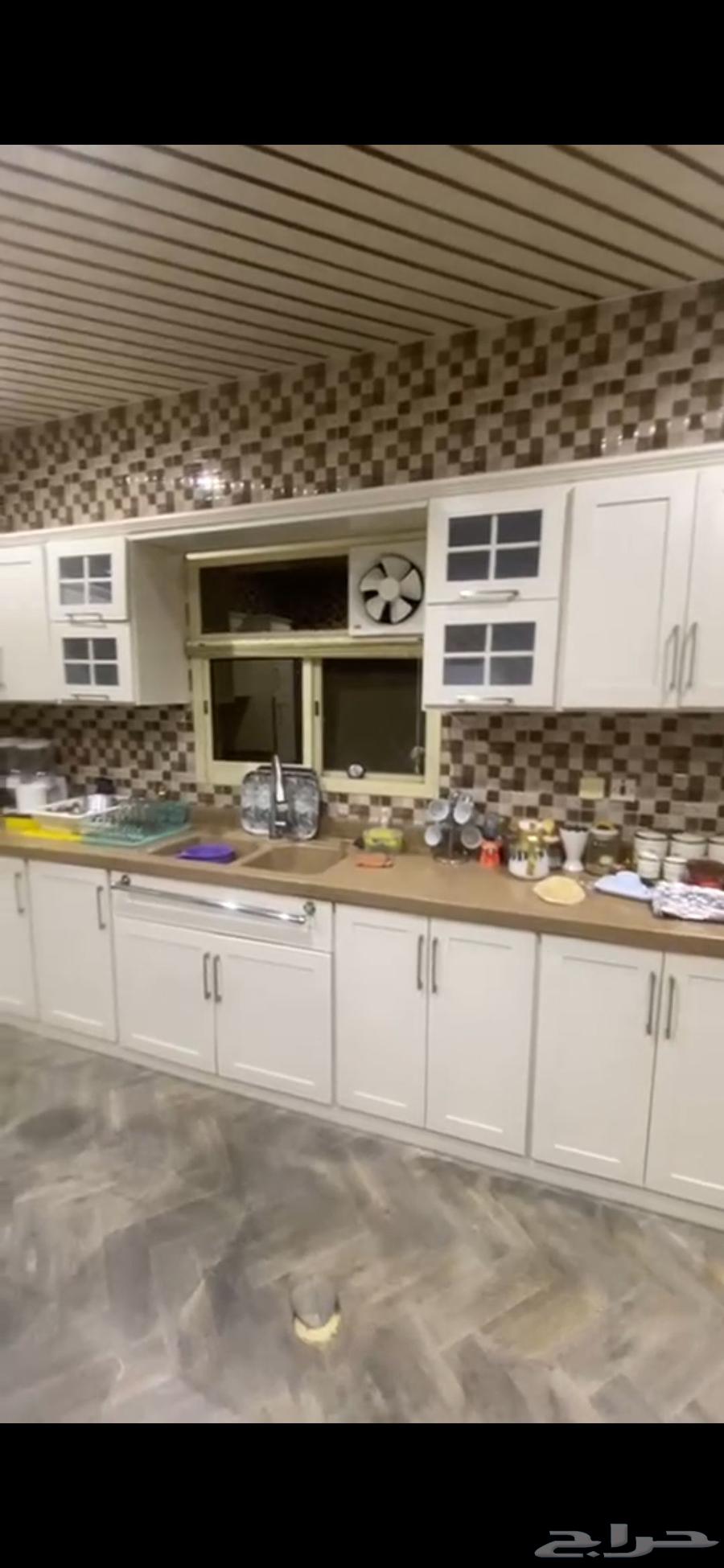 مطبخ للبيع لا يجي شخص يسأل عن مكيف64390527280898112