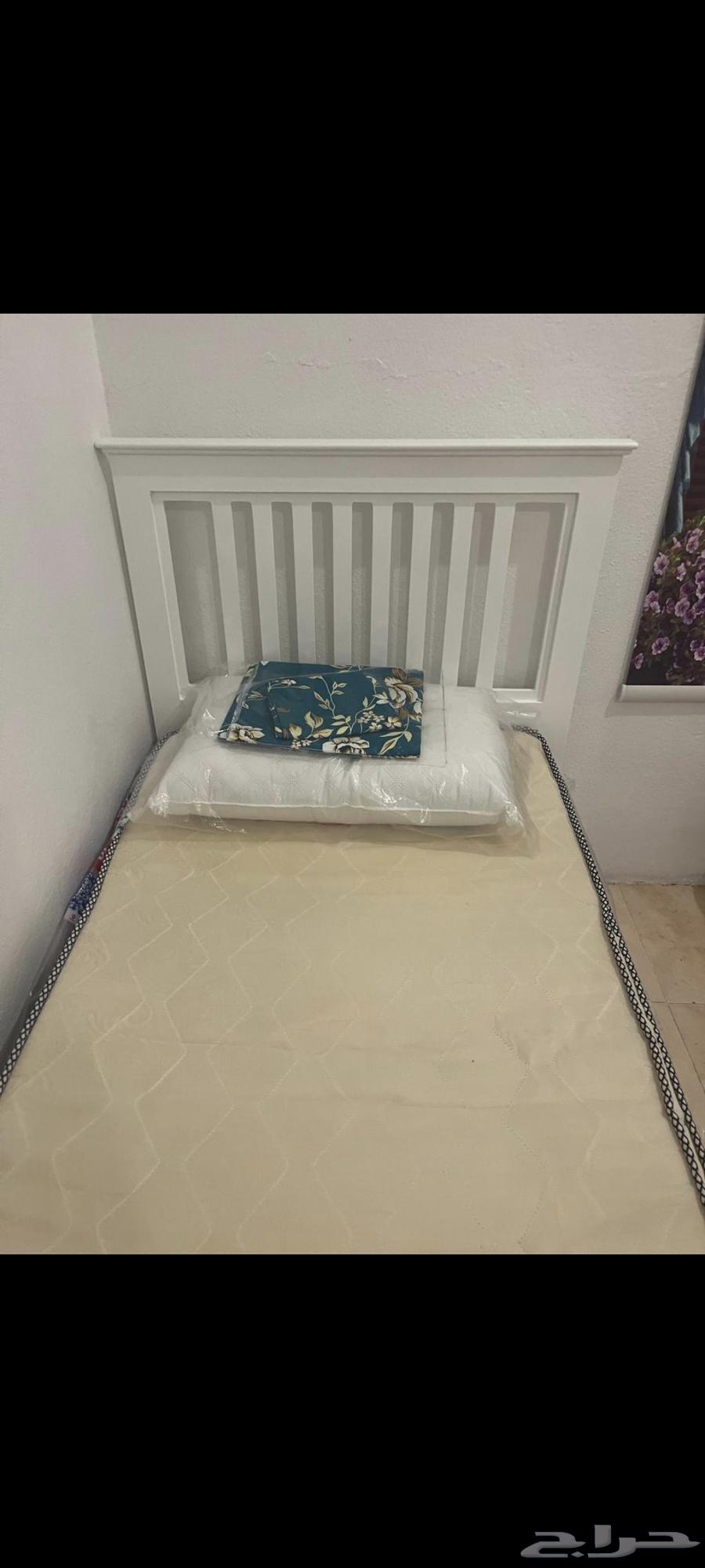Two beds for sale with semi-new mattresses, price 700 SAR64382514328705111