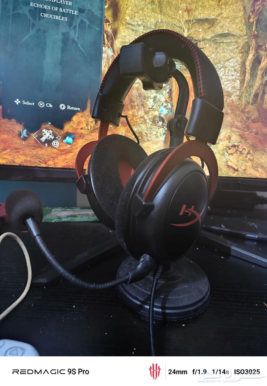 HyperX gaming headphones used for two months, like new, asking 18064385859550209112