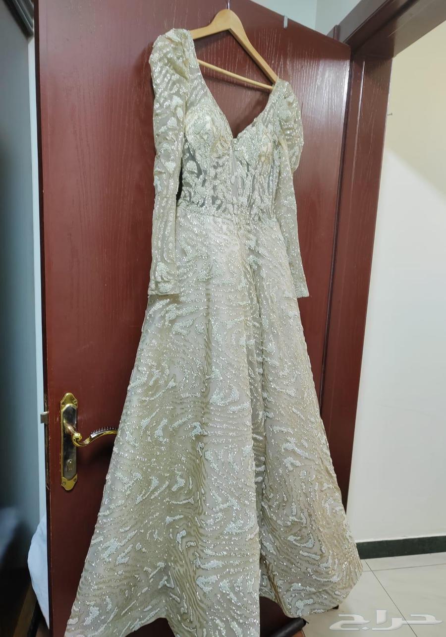 Excellent condition, almost new, heavy fabric, one-time wear party dress64382100597762110