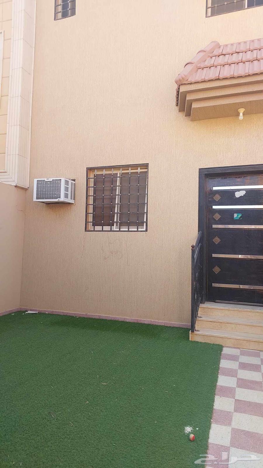 Building for sale with 4 apartments in Al-Wuroud, Hail63614078660611111