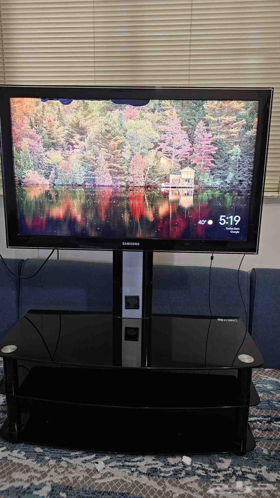 طاوله تلفزيون زجاج مع حامل تلفزيون سامسونج 40 بوصه ماليزي64386947845250112