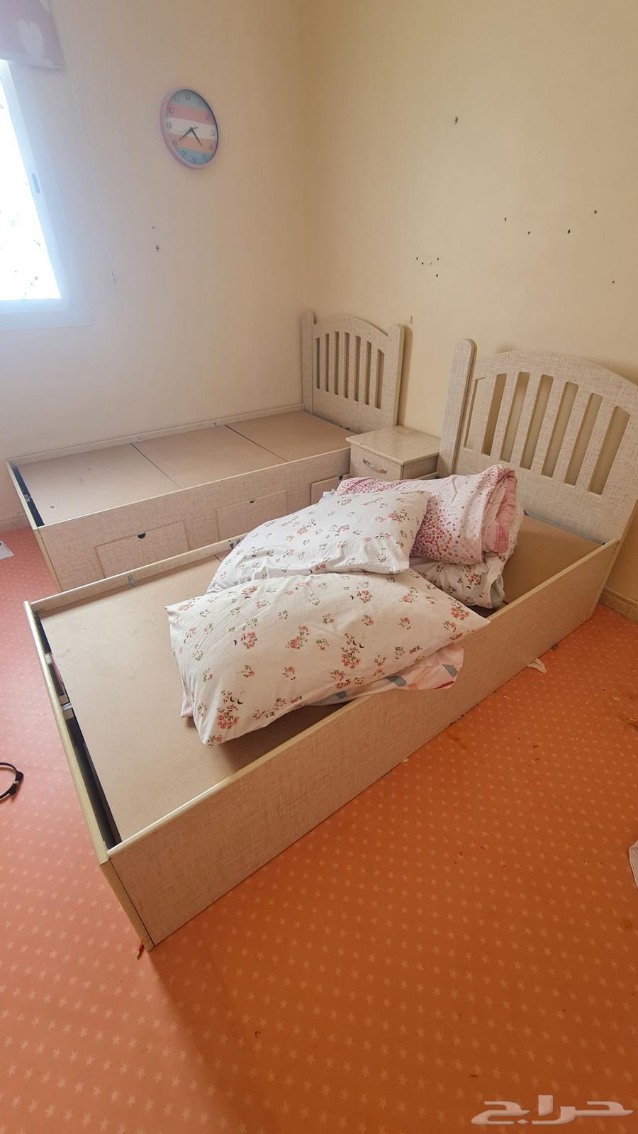 عدد 2 مكيف شركة كارير و سامسونج بحالة جيدة وعدد 1 ثلاجه64381767876099113