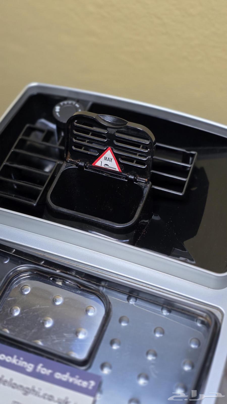 ماكينة قهوة من ديلونجي   DeLonghi Magnifica S64386402797059114